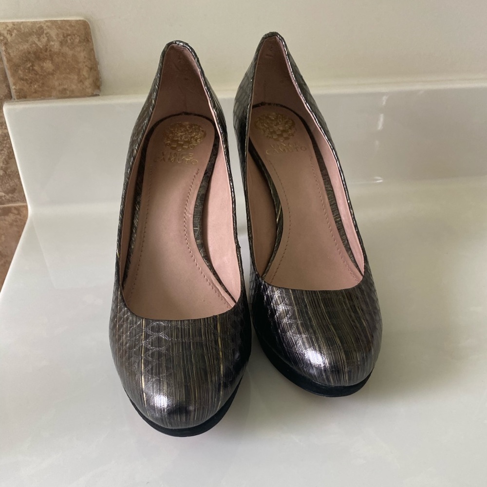 Metallic Heels - Picture 2 of 3